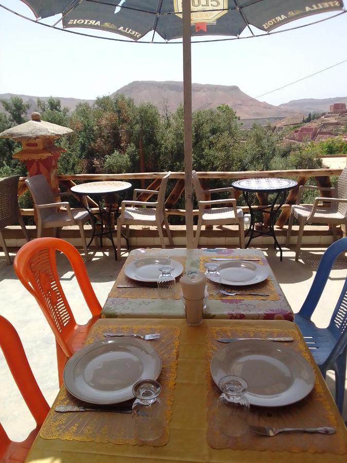 Hotel Restaurant Ait Saderat Boumalne Exterior foto