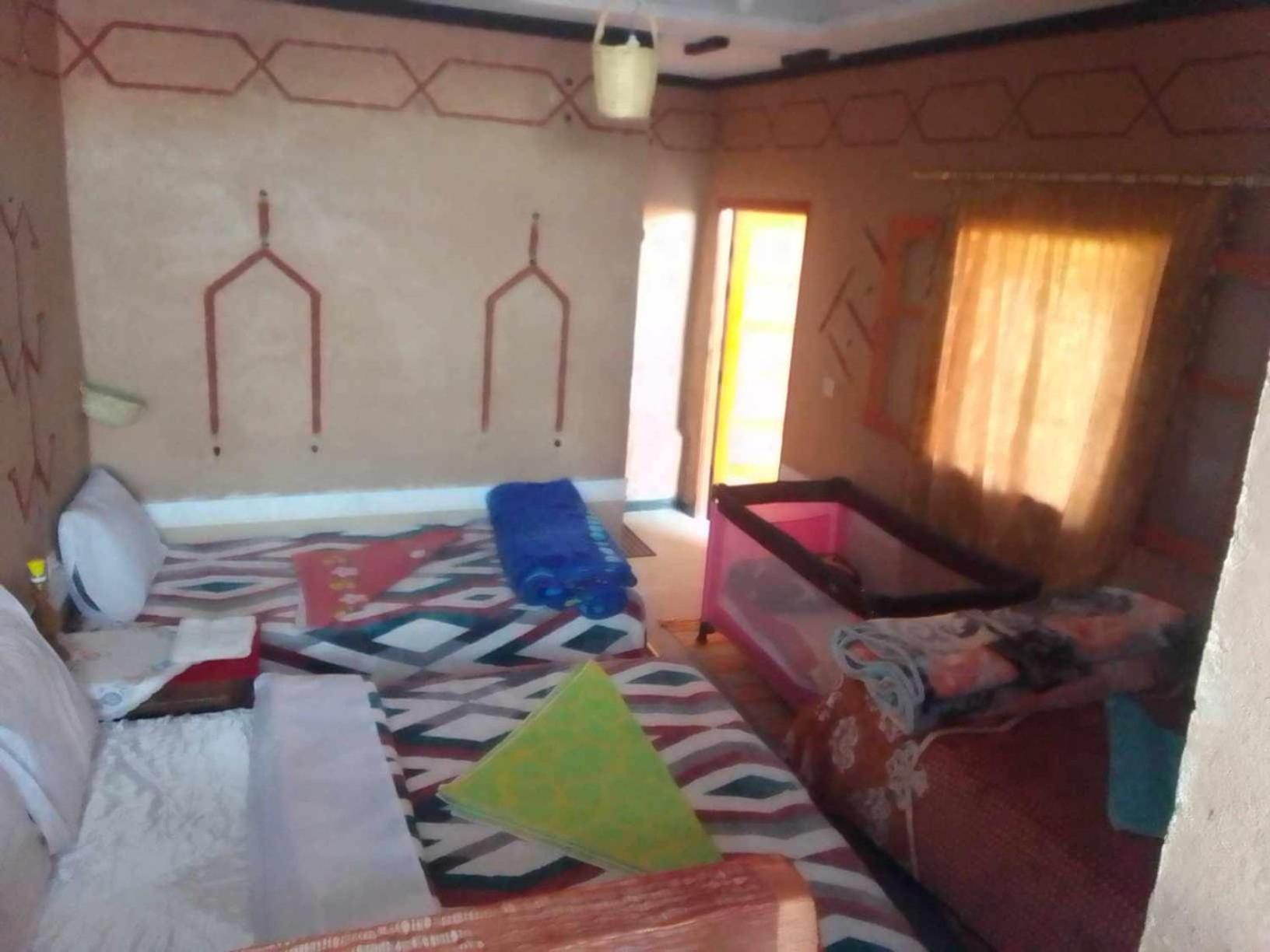 Hotel Restaurant Ait Saderat Boumalne Exterior foto