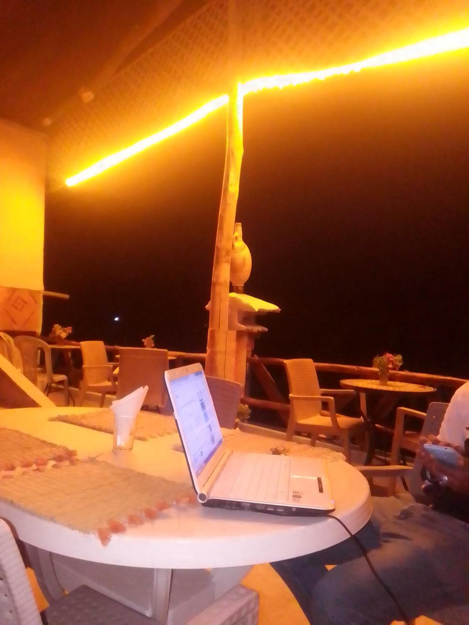 Hotel Restaurant Ait Saderat Boumalne Exterior foto