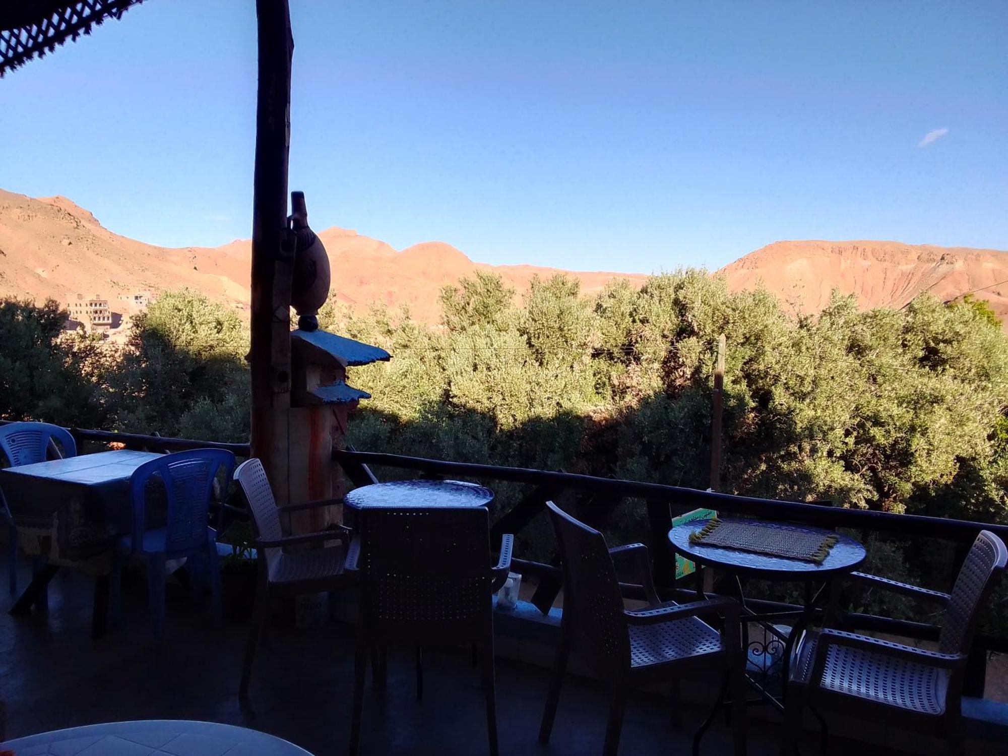 Hotel Restaurant Ait Saderat Boumalne Exterior foto