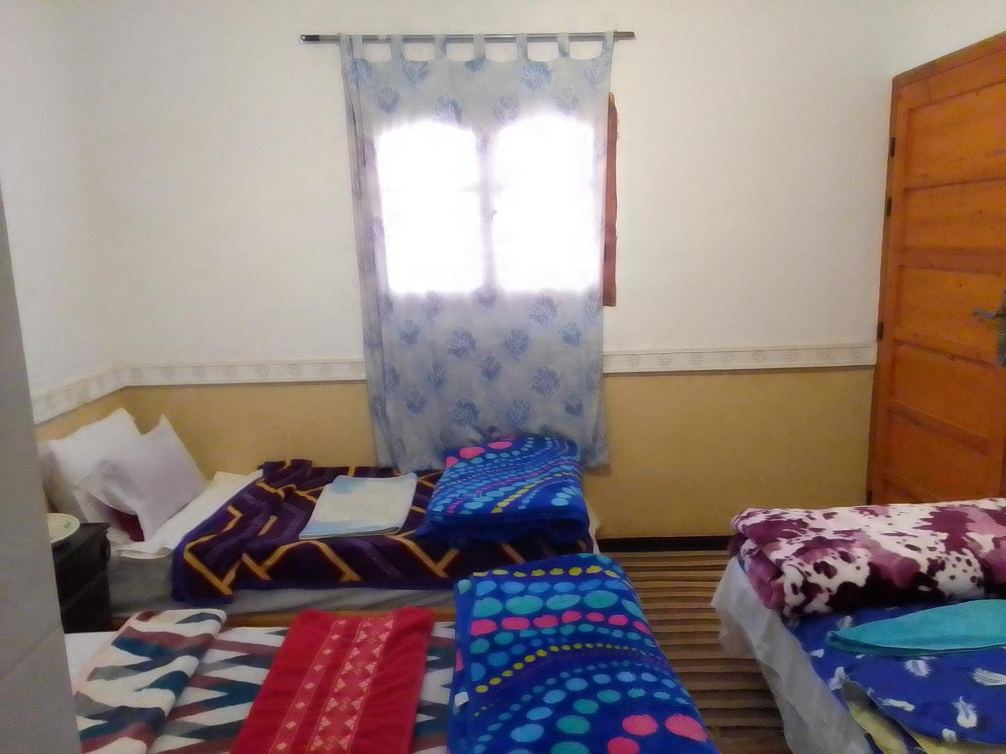 Hotel Restaurant Ait Saderat Boumalne Habitación foto